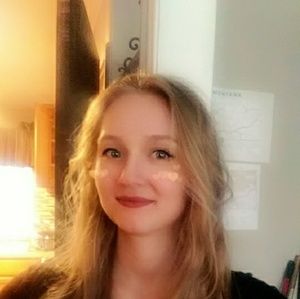 Meet your Posher, Olivia